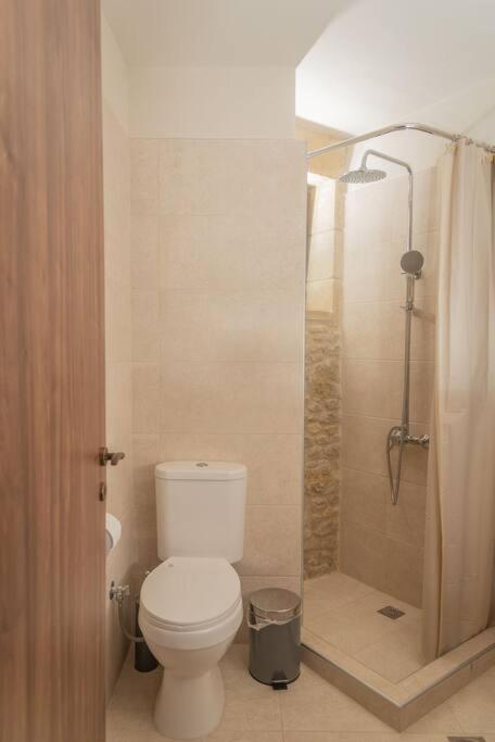 Fanouria'S Home Kalerjaná Kültér fotó